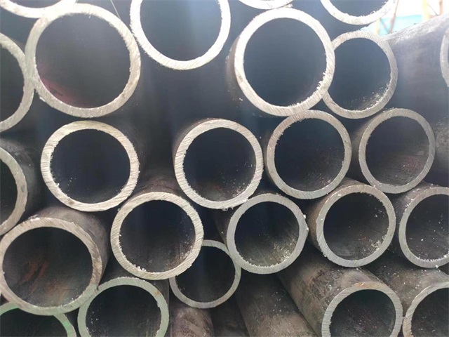 廊坊10#结构用无缝钢管